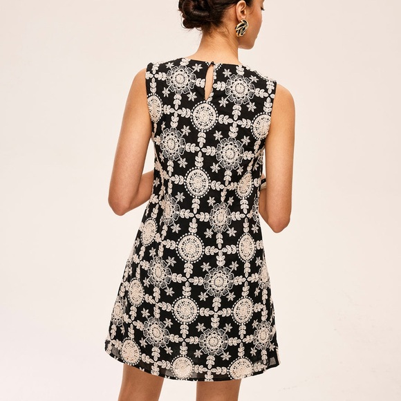 Commense Embroidered Cotton Sleeveless Dress size XL - Picture 3 of 6